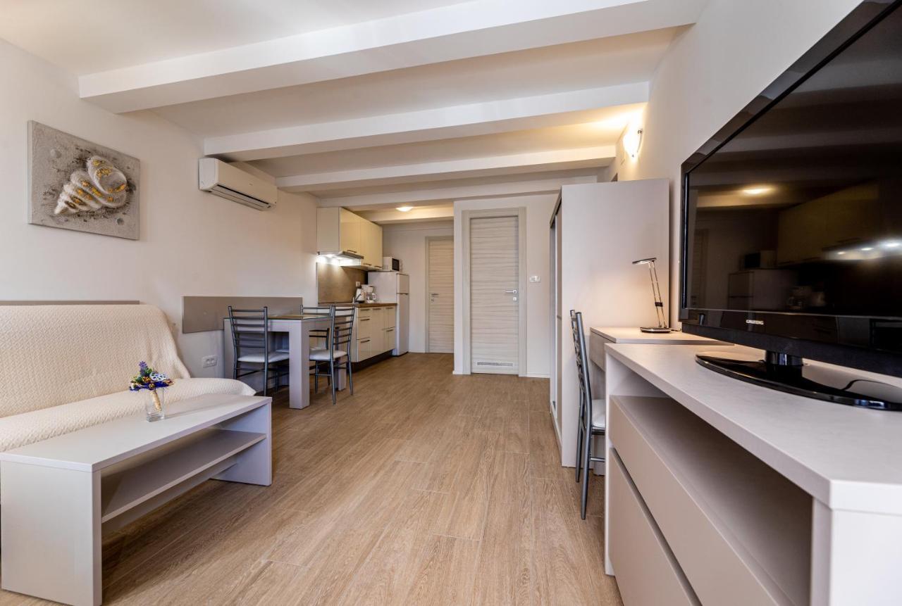 Apartments Crnekovic III Baška Extérieur photo