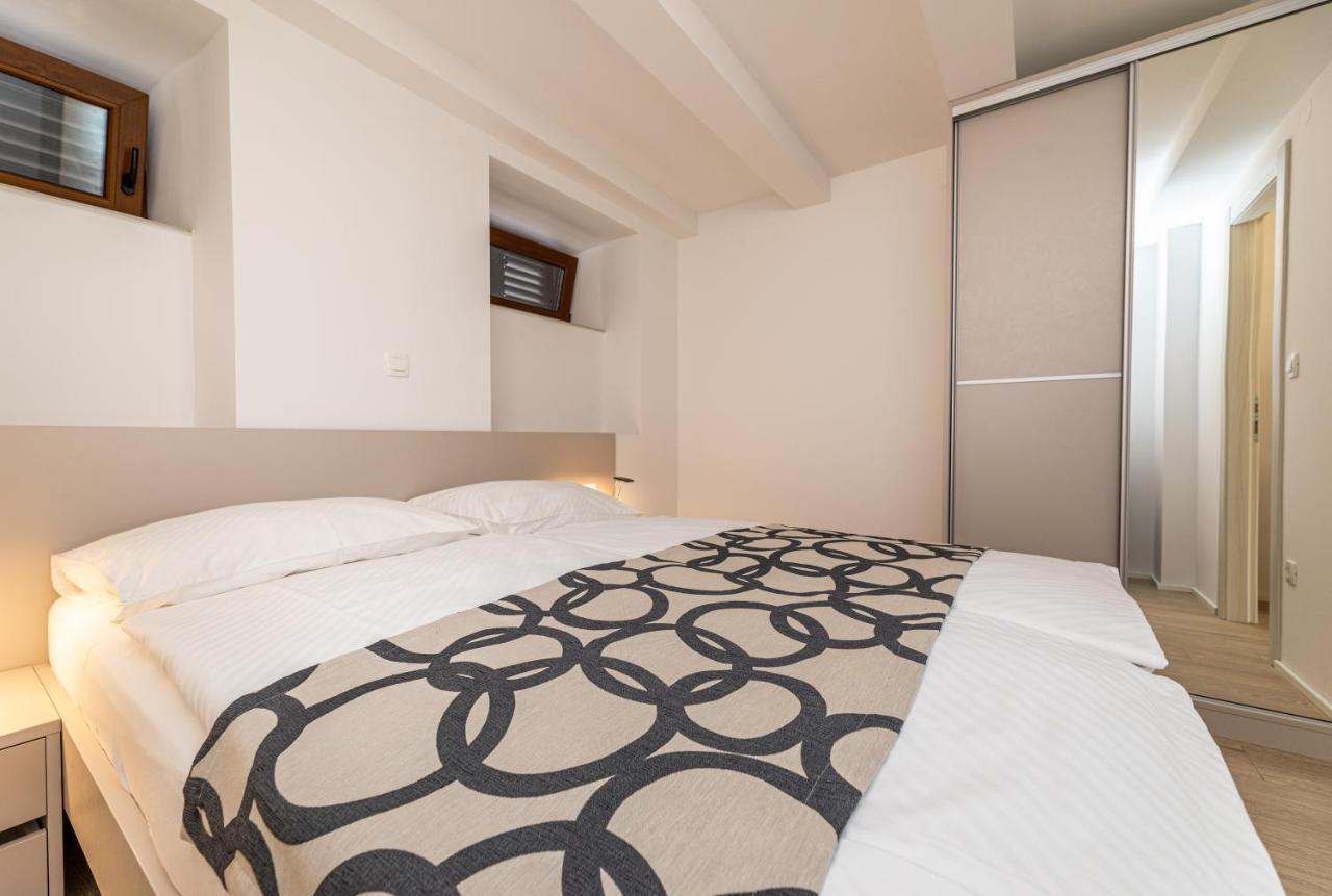 Apartments Crnekovic III Baška Extérieur photo