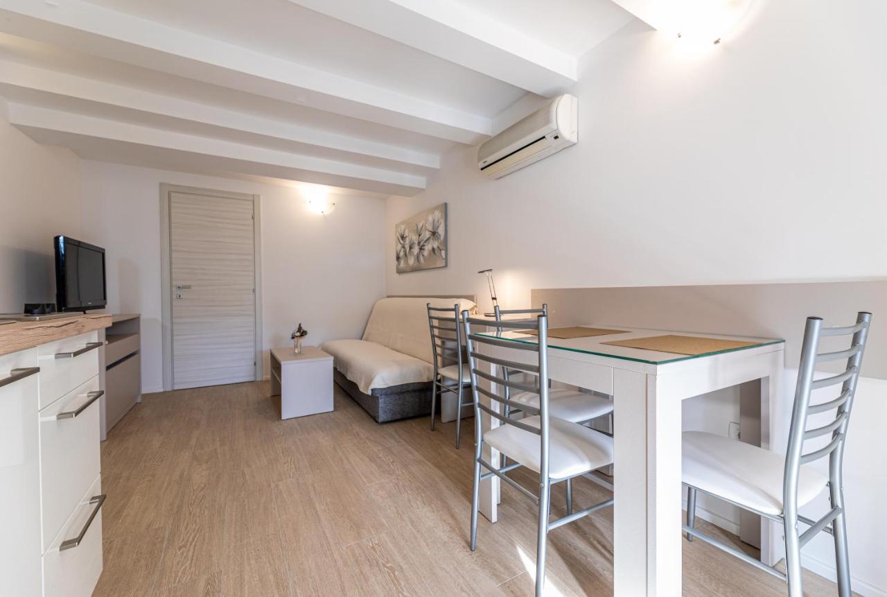 Apartments Crnekovic III Baška Extérieur photo