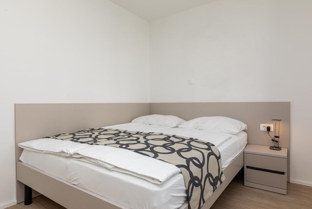 Apartments Crnekovic III Baška Extérieur photo