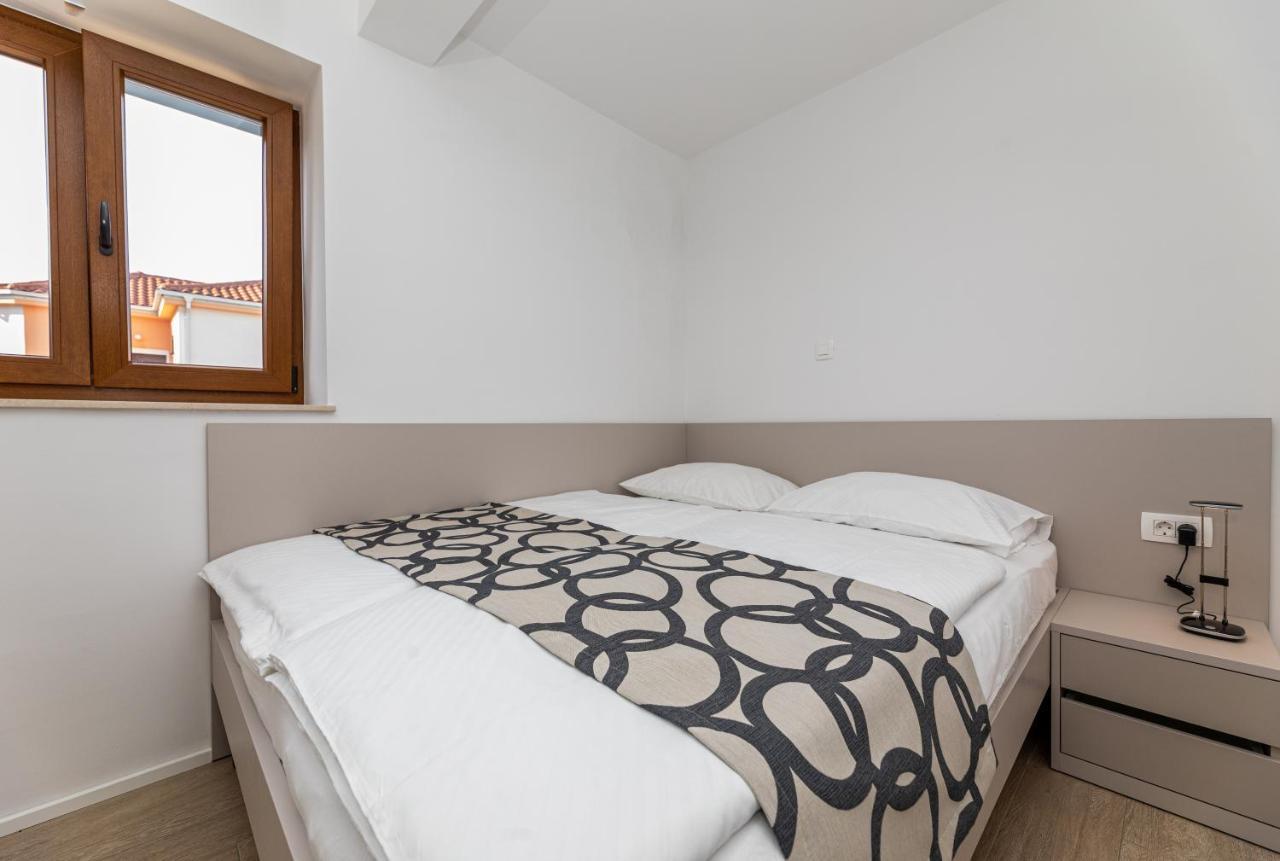 Apartments Crnekovic III Baška Extérieur photo