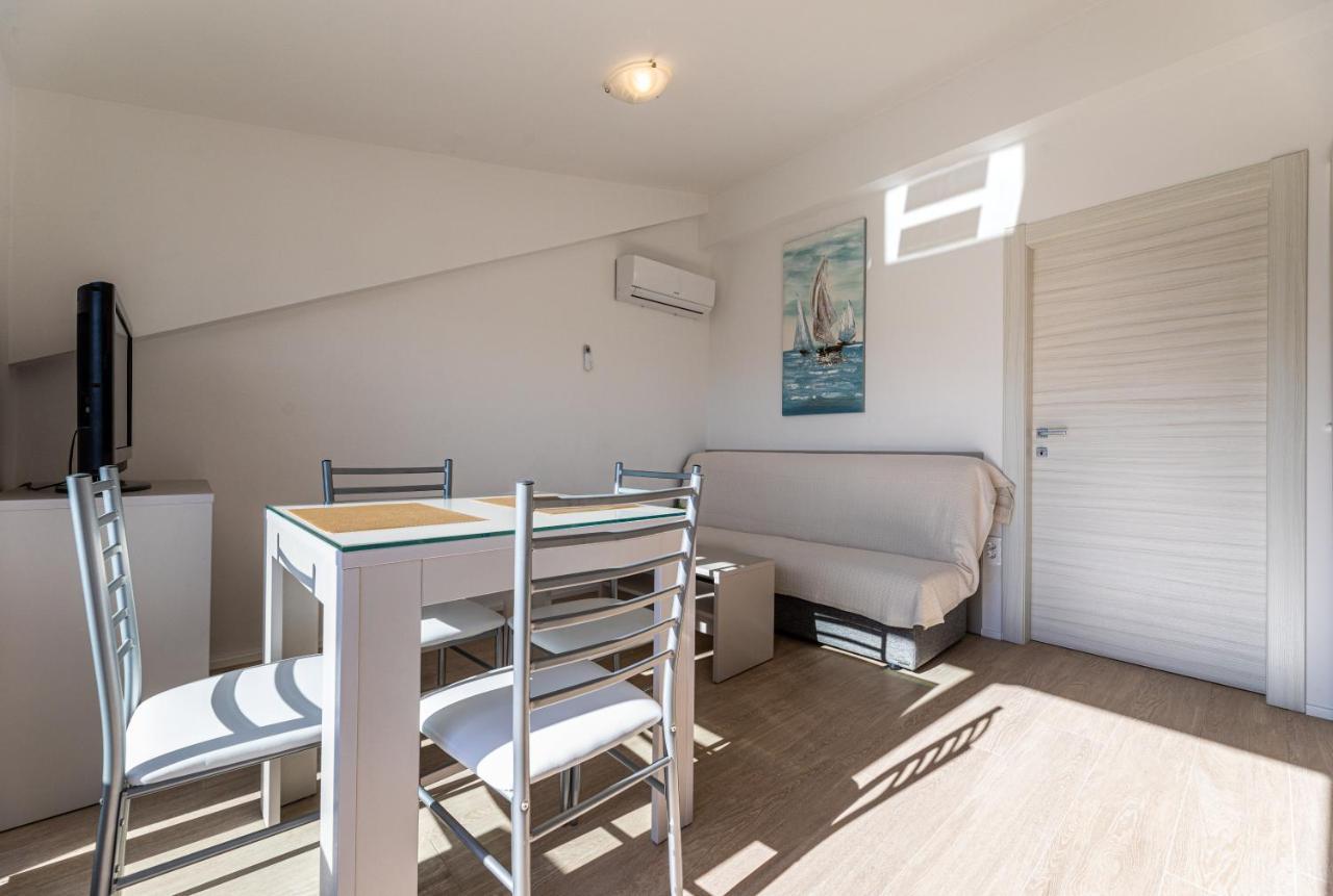 Apartments Crnekovic III Baška Extérieur photo