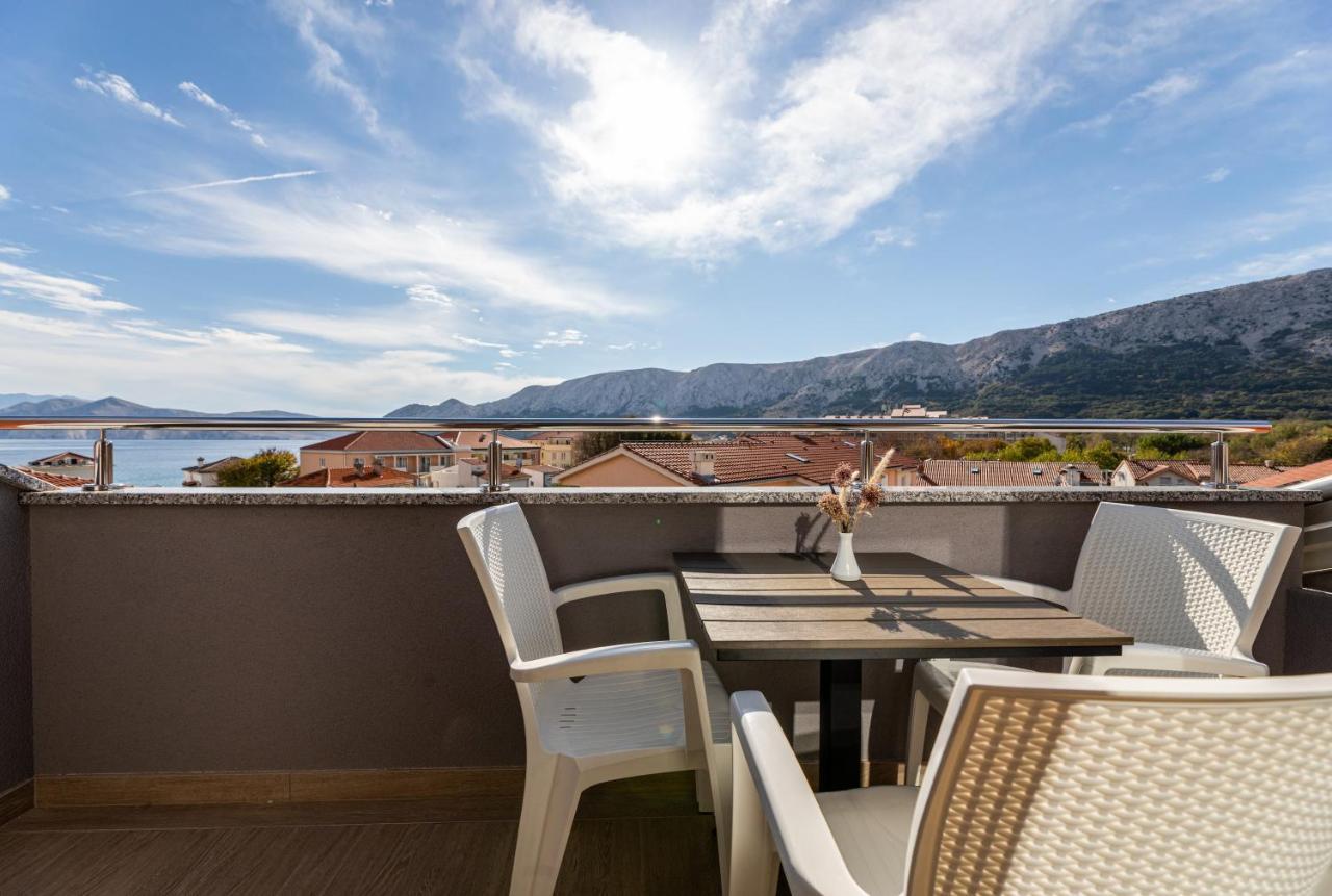 Apartments Crnekovic III Baška Extérieur photo