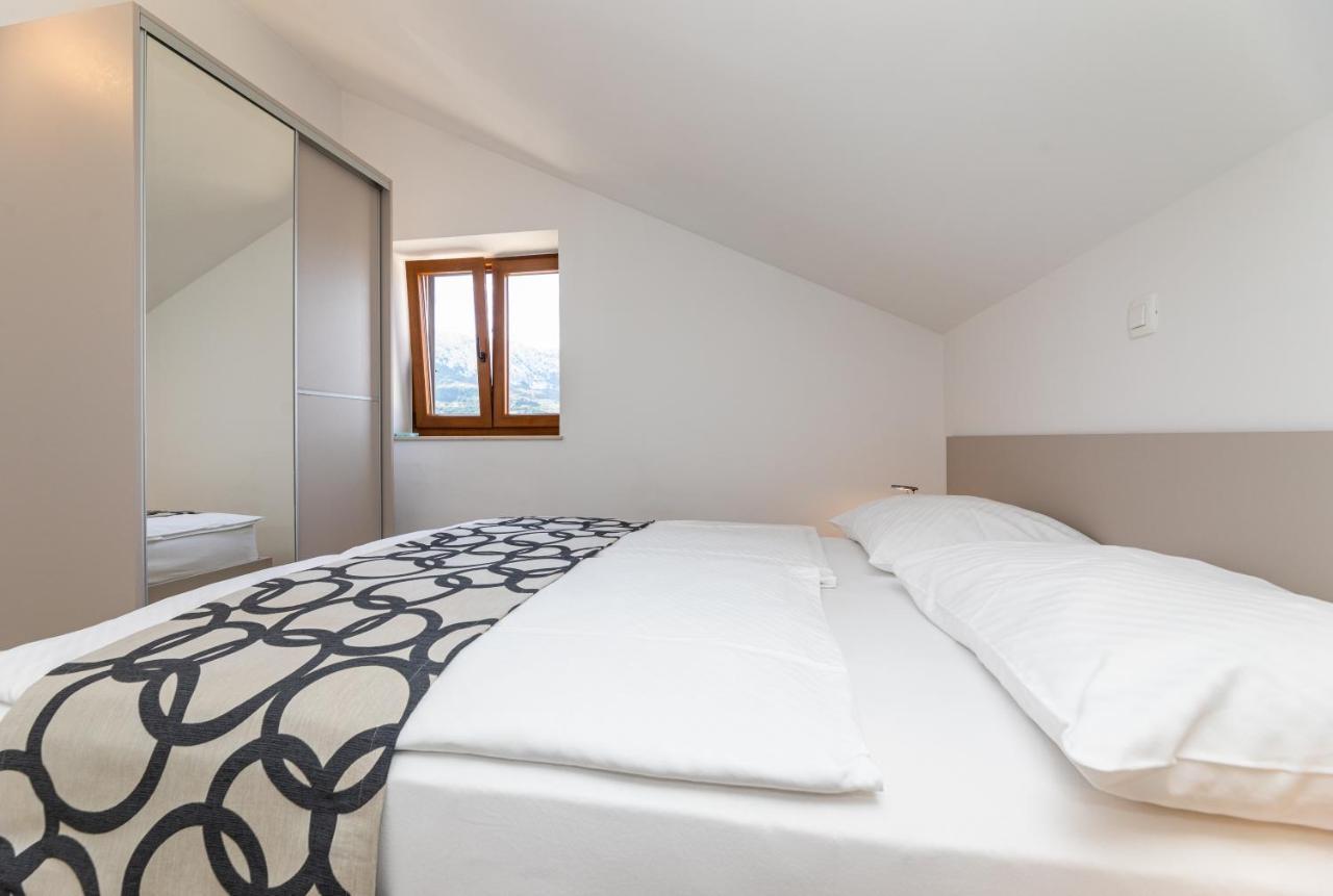 Apartments Crnekovic III Baška Extérieur photo